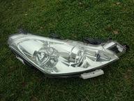 Citroen C-crosser Peugeot 4007 lampa prawy przód idealna Europa