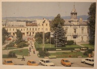 NOWY TARG. Rynek, w głębi Ratusz