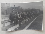 PRL kibice boisko wieś (1760a)