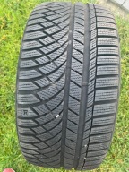 Opona zimowa Kumho WP72 245/35R19 93 W przyczepność na śniegu (3PMSF) 2023