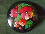 Chochłoma - stara ręcznie malowana drewniana szkatułka rosyjska