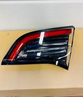 TESLA MODEL Y LAMPA TYLNA PRAWA W KLAPĘ EUROPA 1502089-00-B
