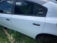 DODGE CHARGER 2015+ DRZWI LEWY TYŁ TYLNE BIAŁE