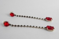 ELEGANCKIE WISZĄCE KOLCZYKI RUBINOWY KRYSZTAŁ