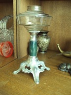 Kolumnowa podstawa lampy naftowej