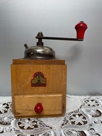 Stary drewniany młynek Armin Trosser