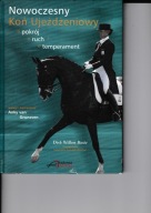 Nowoczesny Koń Ujeżdżeniowy.