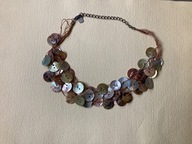 ORYGINALNY I WYJĄTKOWY NASZYJNIK Z GUZIKÓW Z NATURALNEJ MASY PERŁOWEJ -43CM