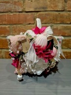 Koszyczek koszyk wielkanocny na święconkę z różową owcą