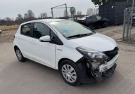 Toyota Yaris 1.5 VVT-i Hybrid 2015r lift kamera 1.5 Hybryda 100KM