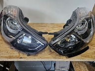 Hyunda iX20 lampy reflektory lewy prawy przód 10-19