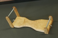 Krosno drewniane, wykonane z drewna dębowego. Bardzo wygodne i solidne