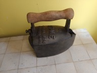 Zabytkowe amerykańskie żelazko węglowe