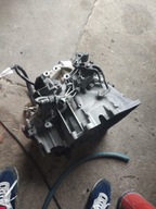 VOLVO S60 III V60 II 2.0 D3 150KM SKRZYNIA BIEGÓW P1285417 JU3R-7002-AHB eu