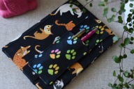 zakładka/piórnik do zeszytu, krzyżówek lub książki x Fundacja KOT