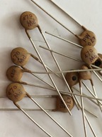 4x Kondensator ceramiczny 470 pF