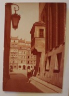 WARSZAWA. Ulica Wąski Dunaj - widok na Rynek Starego Miasta, CZYSTA