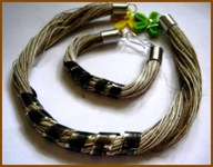 Len i mosiądz, biżuteria w stylu art nouveau, naszyjnik i bransoletka