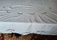 Obrus haft richelieu