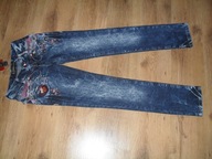 ŚWIETNE JEANSY Z NASZYWKAMI -ROZM W25 L33