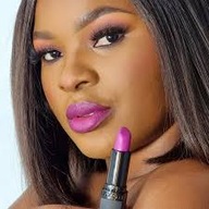 Avon True Ultramatowa szminka Majestic Purple