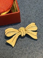 VINTAGE TRIFARI BROSZKA ZŁOTO EMALIA ECRU KREM KOKARDA