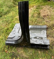 PROG SŁUPEK B CWIARTKA LEWY PRZOD CHRYSLER PACIFICA LIFT 2022