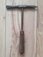 stare narzędzie młotek do obstukiwania zgorzeliny po spawaniu elektrycznym