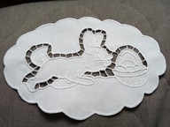 Serwetka na wielkanocny koszyczek -ręczny haft richelieu