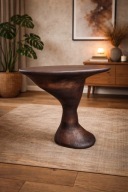 Unikatowy rzeźbiony stolik kawowy