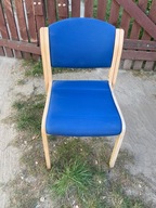 Stare Krzeslo w dobrym stanie