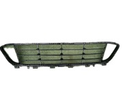 BMW X1 F48 ŚRODKOWA KRATKA ZDERZAKA PRZÓD PRZEDNIA