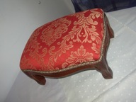 NIEZWYKLE UROCZY EFEKTOWNIE ŚLICZNY PODNÓŻEK