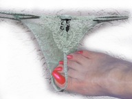 Pachnące koronkowe stringi roz M