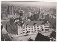 WROCŁAW RYNEK GŁÓWNY RATUSZ SUKIENNICE ŚRÓDMIESCIE PRL 1961 WÓZ KONNY