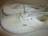 BUTY-TRAMPKI-VANS-R-38-WKŁ-24CM.