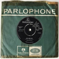 THE BEATLES She Loves You / I'll Get You - SP Vinyl 1963 - dobra