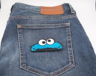 Naszywka Haftowana CIASTECZKOWY POTWÓR – 10 x 5 cm