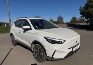 MG ZS EV 2022r elektryczny z bateria dach panoramiczny czarna skora