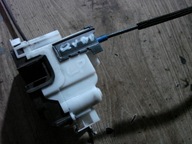 ZAMEK LEWY PRZÓD FIAT QUBO 2009 5-PIN