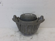 MERCEDES-BENZ W204 W212 PODUSZKA SILNIKA ŁAPA ŁOŻE A2042405017 ORYGINAŁ