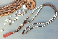 SURF morski Naszyjnik kremowy howlit szara lawa chwost muszle kauri drewno