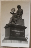 WARSZAWA. Pomnik Kopernika