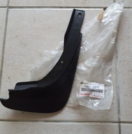 Toyota Yaris I chlapacz prawy przód