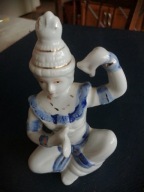 Budda porcelanowa figurka