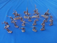 żołnierzyki PRL 1:72 żołnierze Rycerze 24 sztuki