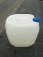 KANISTER 30L POJEMNIK BANIAK BAŃKA NA WODĘ PŁYNY PALIWO OLEJE BENZYNĘ NISKA