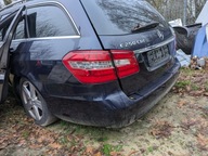 LAMPA TYŁ TYLNA LEWA KAROSERYJNA MERCEDES E KLASA W212 KOMBI EUROPA