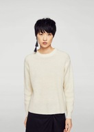 M A N G O sweter beżowy kremowy wycięcia quiet luxury pudełkowy wycięcie