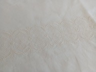 POSZEWKI BAWEŁNIANE HAFTOWANE 84 / 72 cm. 2 szt. NOWE.